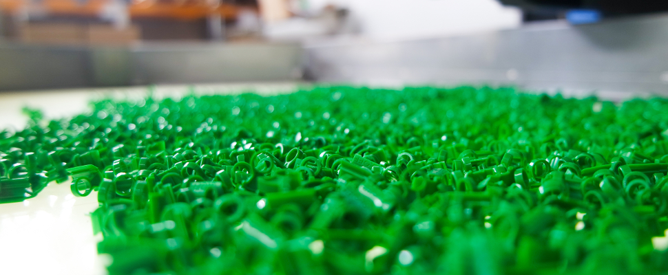 Plastic Materials. The first synthetic plastic in history. The first thermosetting plastic material